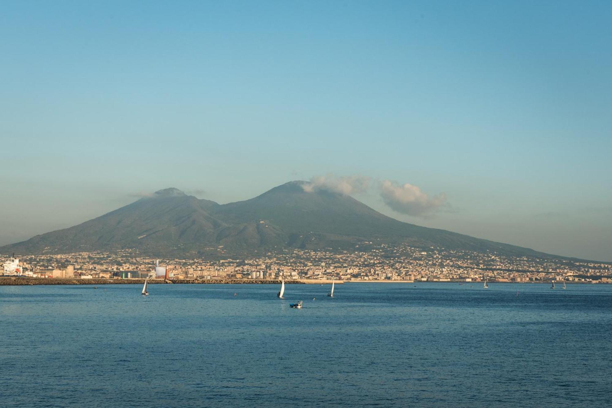 Apartment Casa Chiaia Naples